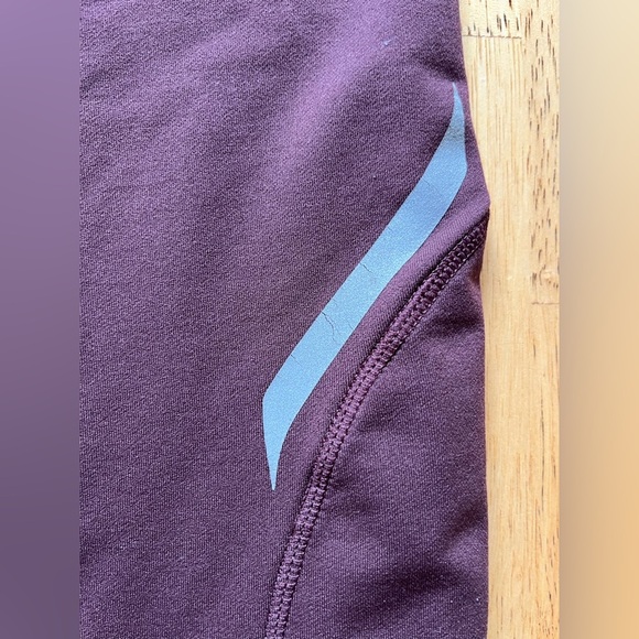 Patagonia Cool Wear Flare Refective Leggings Sz M Purple Wide Leg Athletic wear - Picture 5 of 12